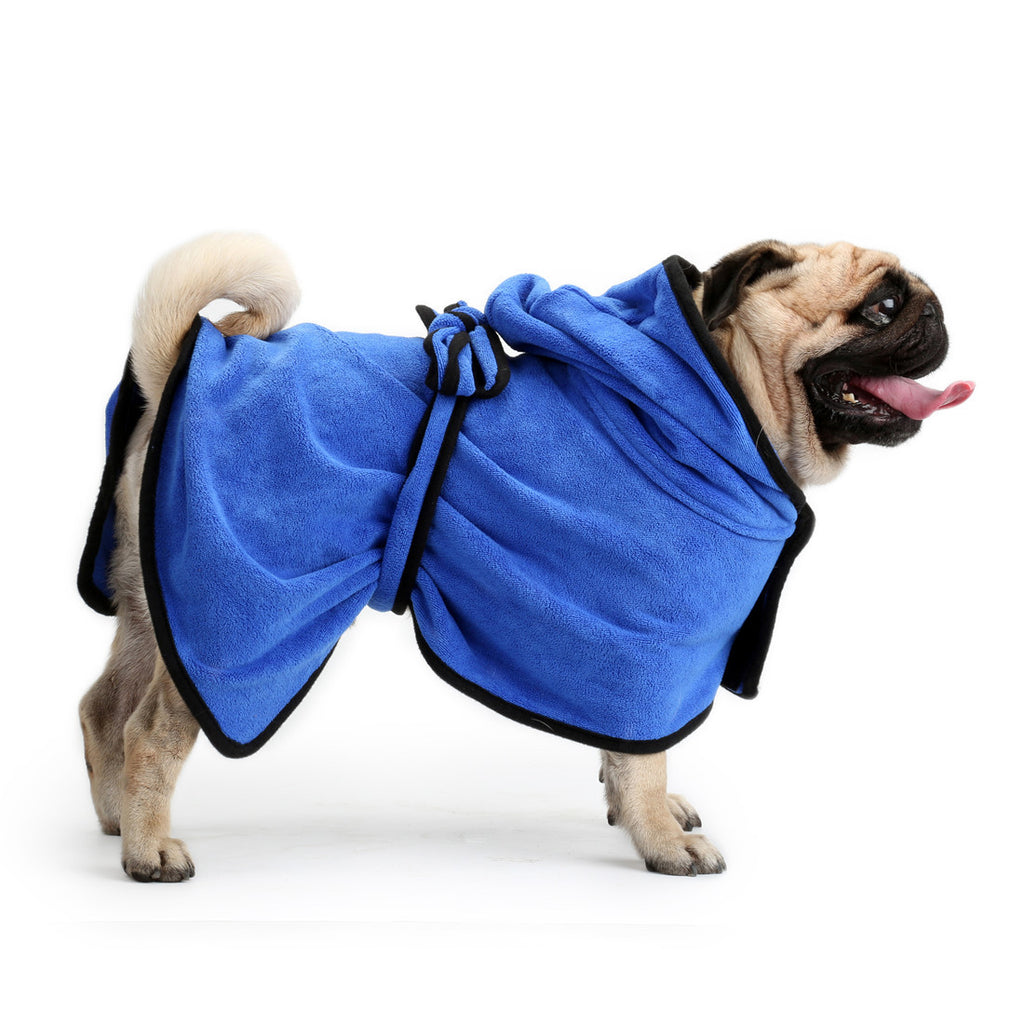 Dog staying warm and dry in a Lorzini microfiber drying robe